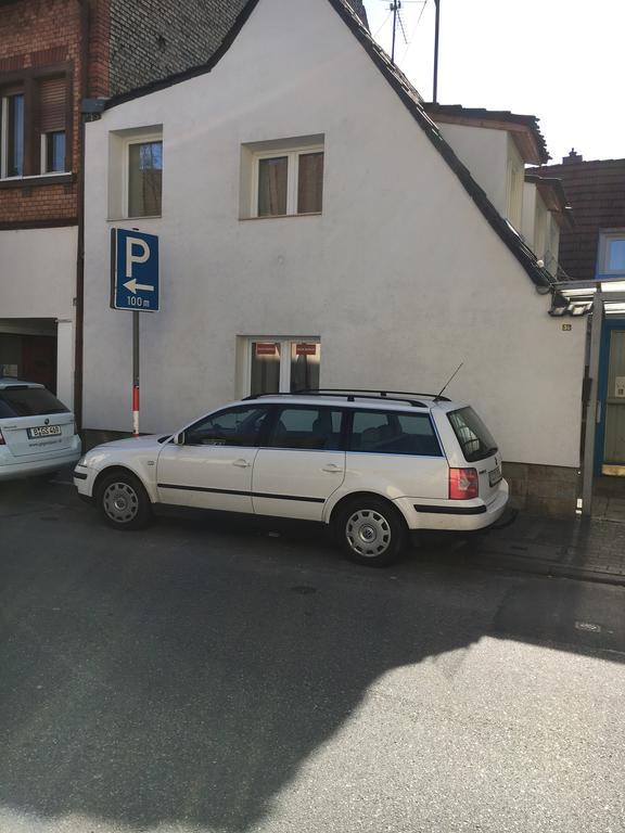Pension Haus Baron 2 Friedrichsfeld Edingen-Neckarhausen Exterior foto