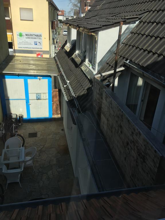 Pension Haus Baron 2 Friedrichsfeld Edingen-Neckarhausen Exterior foto